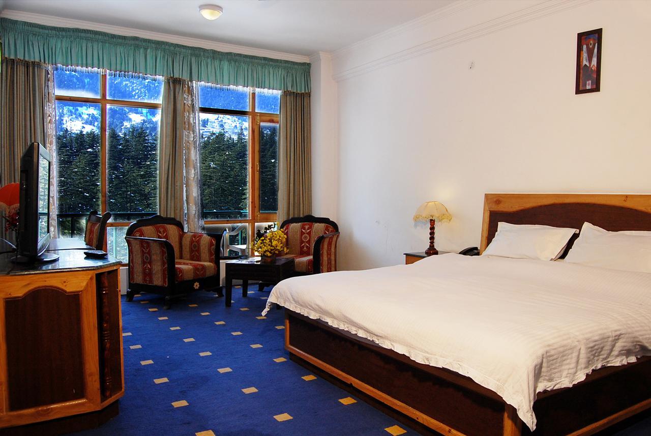 Hotel Lords Residency Manāli Exteriér fotografie
