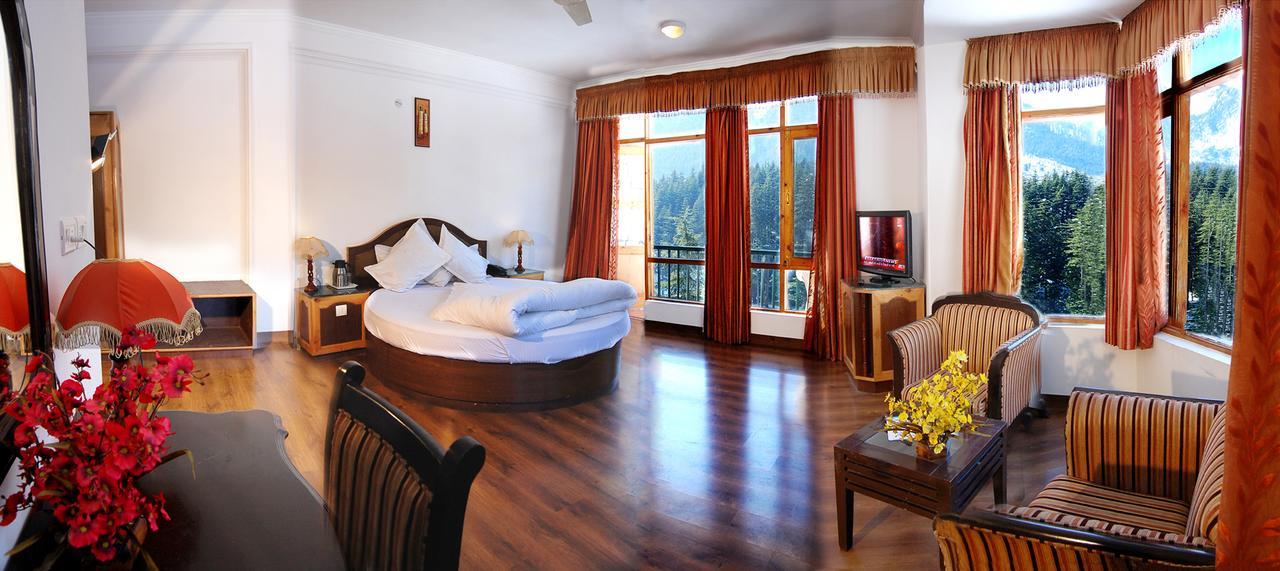 Hotel Lords Residency Manāli Exteriér fotografie